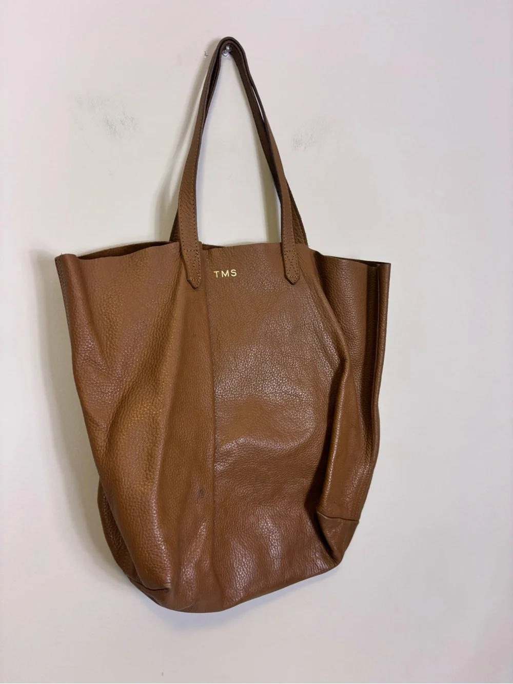 Cuyana Cognac Leather Tote - Classic Brown TMS initials